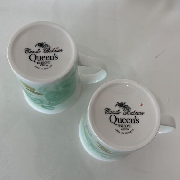 Camille Beckman Queens Fine Bone China  England 4 1/4 In Tall 3 In Round Set 2 - Picture 4 of 4